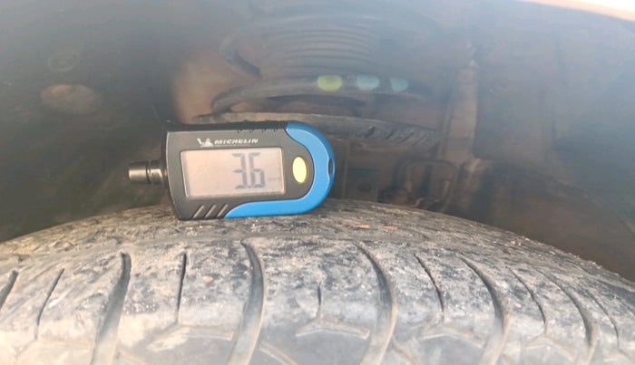 2012 Skoda Rapid AMBITION 1.6 TDI CR MT, Diesel, Manual, 1,25,342 km, tyre