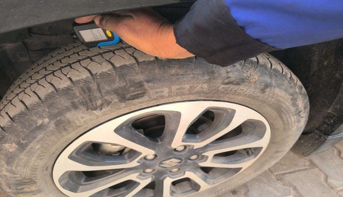 2024 Maruti Grand Vitara ZETA PLUS  HYBRID ECVT, Hybrid, Automatic, 26,590 km, tyre