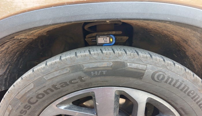 2022 Tata Harrier XZA PLUS JET 2.0L, Diesel, Automatic, 66,043 km, tyre