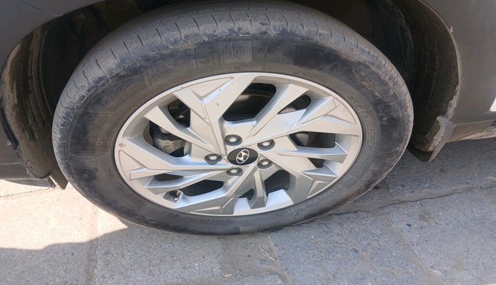 2021 Hyundai Creta SX 1.5 PETROL, Petrol, Manual, 37,051 km, tyre