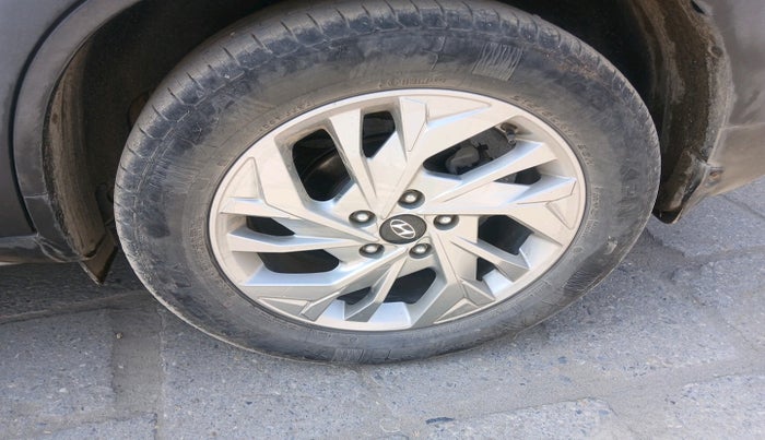 2021 Hyundai Creta SX 1.5 PETROL, Petrol, Manual, 37,051 km, tyre