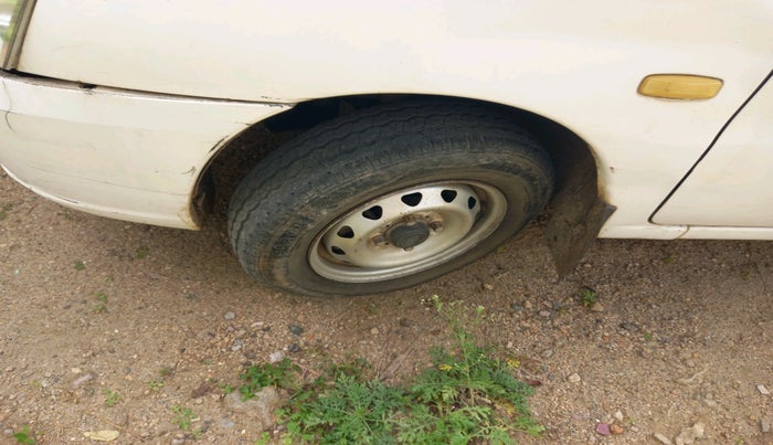 2013 Tata Indica V2 LS DIESEL, Diesel, Manual, 1,88,514 km, tyre