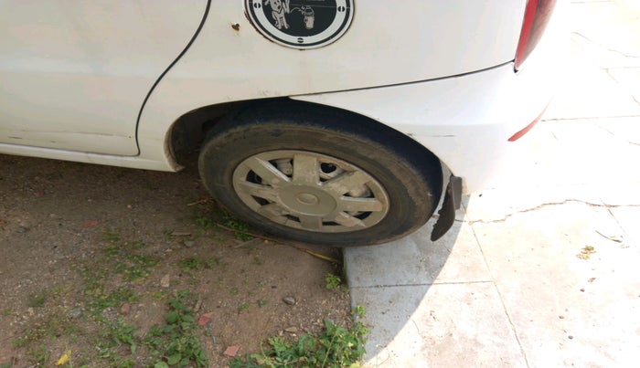 2013 Tata Indica V2 LS DIESEL, Diesel, Manual, 1,88,514 km, tyre