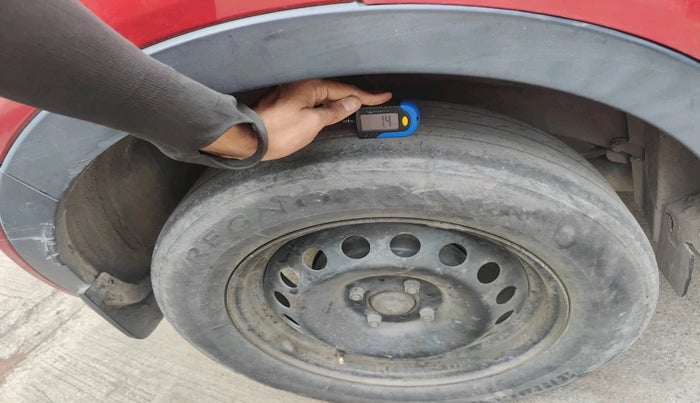 2019 Tata NEXON XMA PETROL, Petrol, Automatic, 52,031 km, tyre