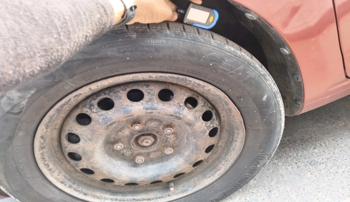 2015 Maruti Ertiga VDI, Diesel, Manual, 1,67,922 km, tyre