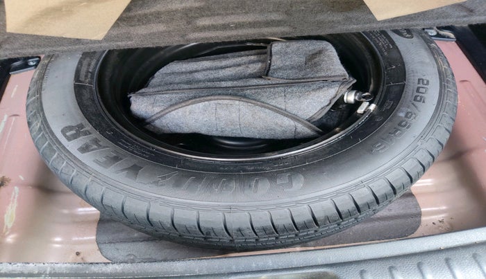 2019 KIA SELTOS HTX 1.5 DIESEL, Diesel, Manual, 34,486 km, tyre