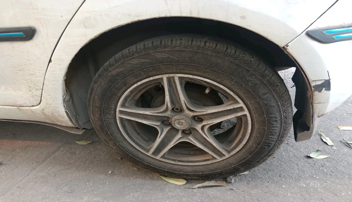 2011 Maruti Swift VDI, Diesel, Manual, 1,14,925 km, tyre