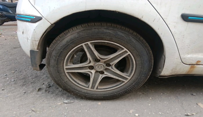 2011 Maruti Swift VDI, Diesel, Manual, 1,14,925 km, tyre