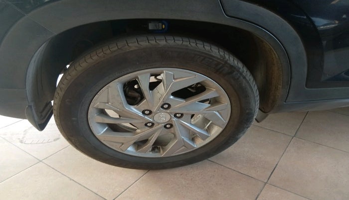 2020 Hyundai Creta SX 1.5 DIESEL, Diesel, Manual, 2,05,814 km, tyre