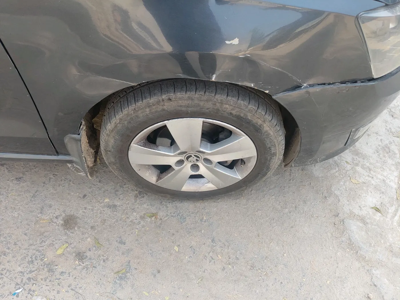 2018 Skoda Rapid AMBITION 1.5 TDI AT, Diesel, Automatic, 1,89,968 km, tyre
