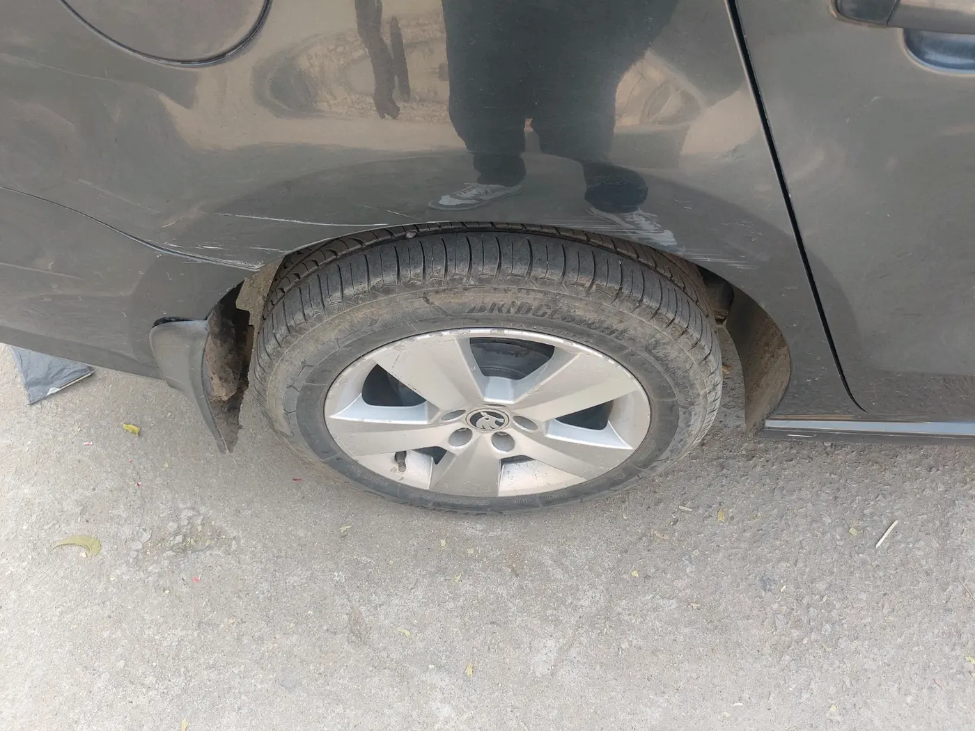 2018 Skoda Rapid AMBITION 1.5 TDI AT, Diesel, Automatic, 1,89,968 km, tyre