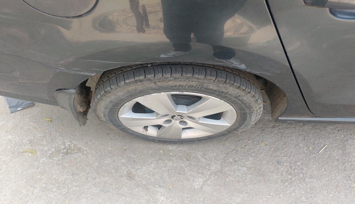 2018 Skoda Rapid AMBITION 1.5 TDI AT, Diesel, Automatic, 1,89,968 km, tyre