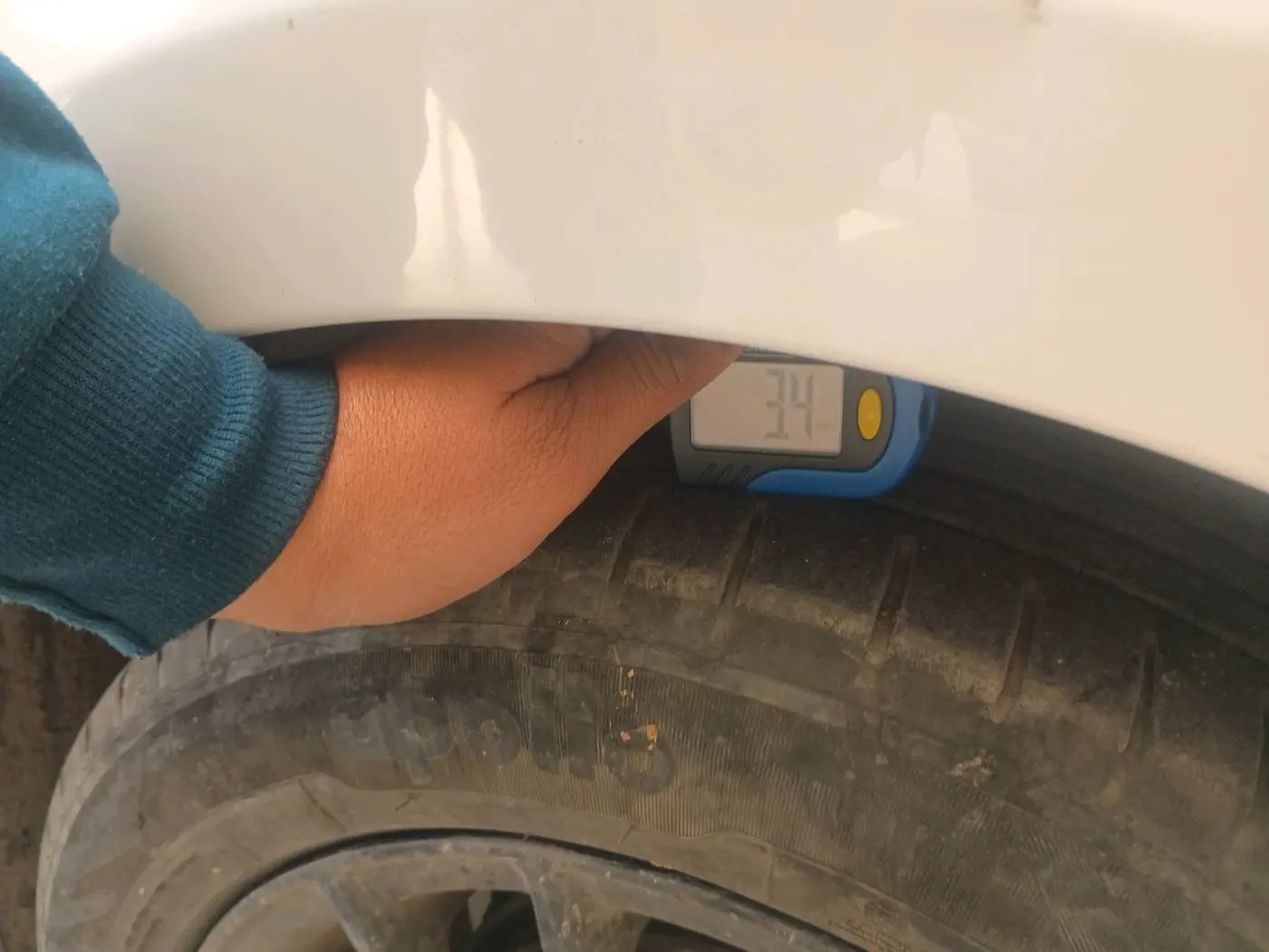 2019 Ford New Figo TITANIUM BLU 1.2 PETROL, Petrol, Manual, 68,920 km, tyre