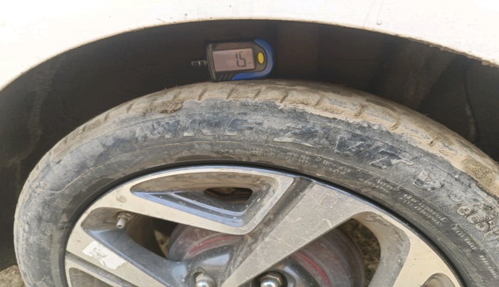 2023 Hyundai AURA SX 1.2 CNG, Petrol, Manual, 54,736 km, tyre