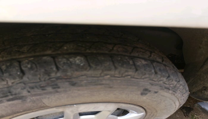 2016 Mahindra TUV300 T6 PLUS, Diesel, Manual, 20,934 km, tyre