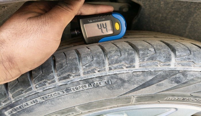 2020 Hyundai Creta SX (O) 1.4 TURBO DCT DUAL TONE, Petrol, Automatic, 47,105 km, tyre