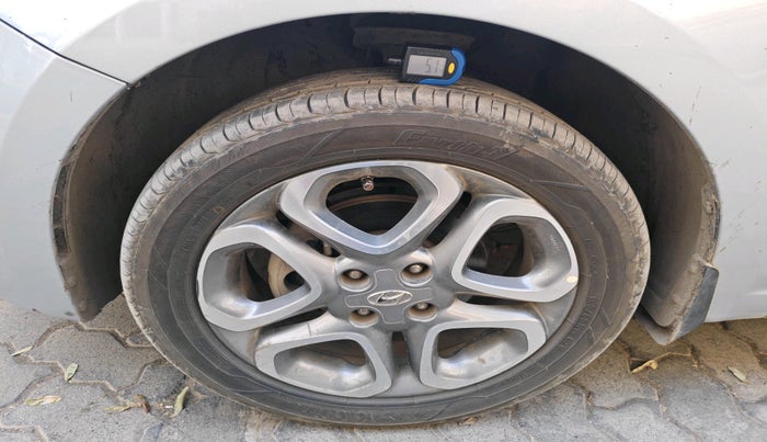 2019 Hyundai Elite i20 ASTA 1.2 (O), Petrol, Manual, 34,634 km, tyre