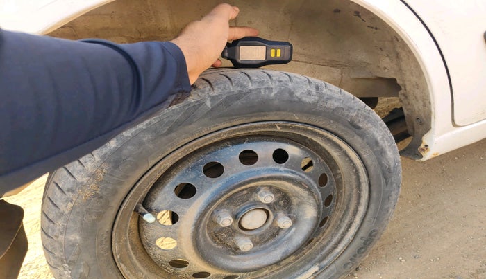 2011 Maruti Wagon R 1.0 VXI, Petrol, Manual, 90,866 km, tyre