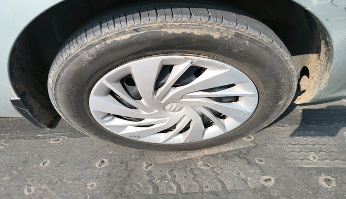 2021 Maruti Ertiga VXI CNG, Petrol, Manual, 31,312 km, tyre