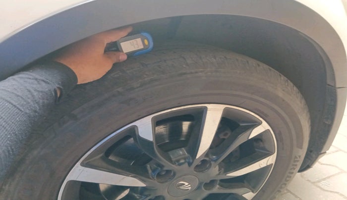 2018 Mahindra XUV500 W11 AT, Diesel, Automatic, 73,607 km, tyre