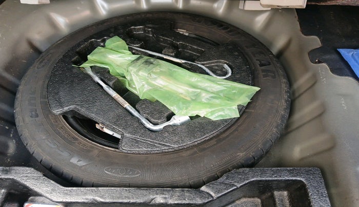 2023 Maruti Ciaz ALPHA 1.5 SHVS PETROL, Petrol, Manual, 20,524 km, tyre