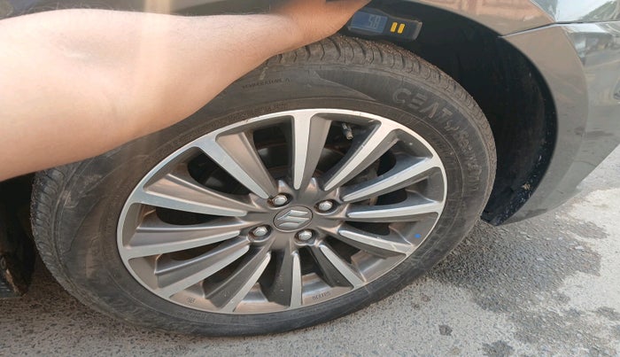 2023 Maruti Ciaz ALPHA 1.5 SHVS PETROL, Petrol, Manual, 20,524 km, tyre