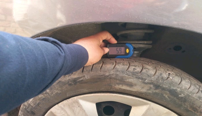 2014 Maruti Wagon R 1.0 VXI, Petrol, Manual, 36,495 km, tyre