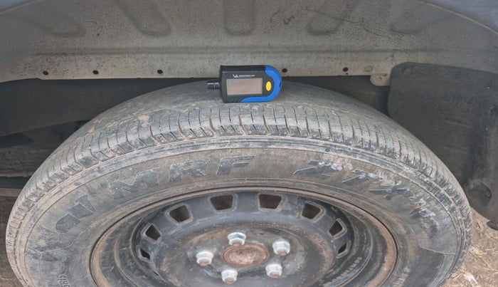 2012 Mahindra Xylo D4, Diesel, Manual, 1,34,480 km, tyre