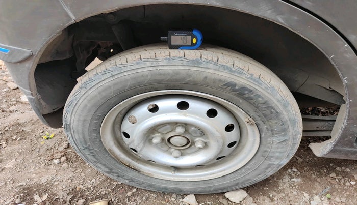 2013 Maruti Wagon R 1.0 LXI CNG, Petrol, Manual, 94,374 km, tyre