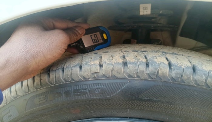 2024 Toyota RUMION S CNG , Petrol, Manual, 9,376 km, tyre