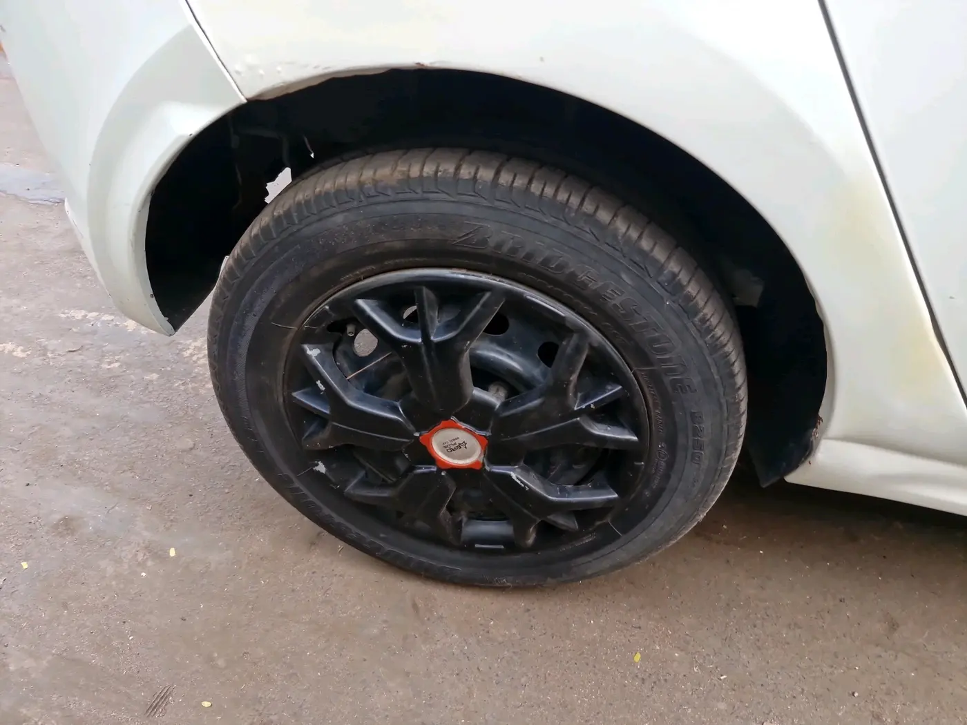 2018 Tata Tiago XT PETROL, Petrol, Manual, 49,644 km, tyre