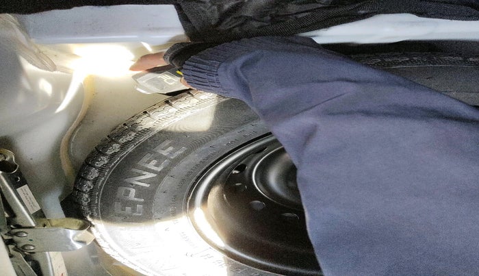 2023 CITROEN C3 Feel 1.2 Turbo Dual Tone, Petrol, Manual, 14,322 km, tyre