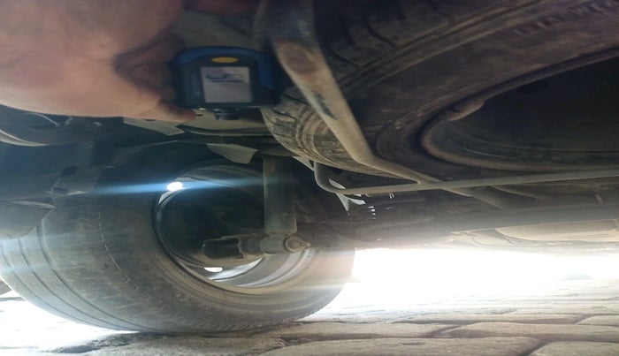 2013 Maruti Ertiga VXI CNG, Petrol, Manual, 1,07,802 km, tyre