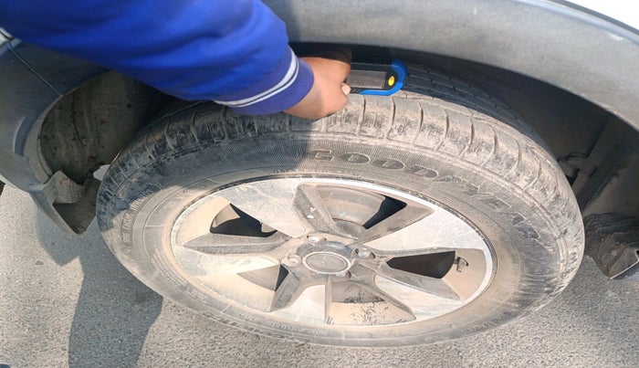 2019 Tata NEXON XZ DIESEL, Diesel, Manual, 33,803 km, tyre