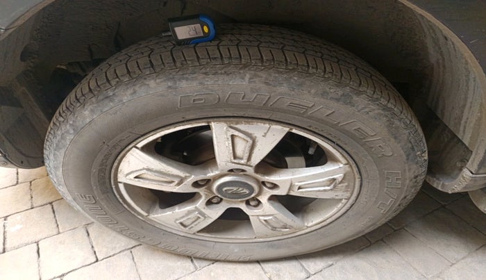 2012 Mahindra XUV500 W8, Diesel, Manual, 1,20,852 km, tyre