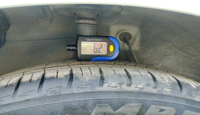 2023 Hyundai AURA S 1.2, Petrol, Manual, 7,010 km, tyre