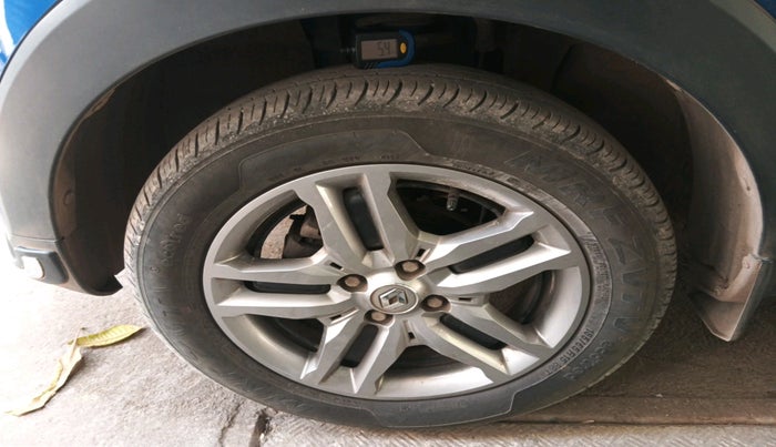 2023 Renault TRIBER RXZ, Petrol, Manual, 17,607 km, tyre