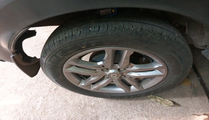 2023 Renault TRIBER RXZ, Petrol, Manual, 17,607 km, tyre