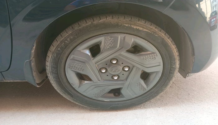 2022 Hyundai GRAND I10 NIOS MAGNA CORPORATE EDITION 1.2 KAPPA VTVT, Petrol, Manual, 26,676 km, tyre