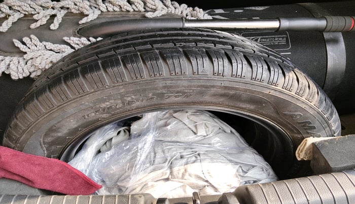 2017 Hyundai Grand i10 MAGNA 1.2 KAPPA VTVT, Petrol, Manual, 75,786 km, tyre