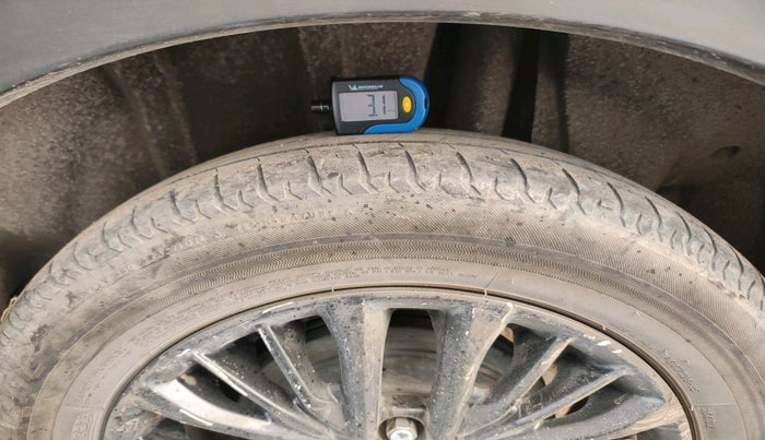 2019 Maruti XL6 ALPHA MT, Petrol, Manual, 97,131 km, tyre