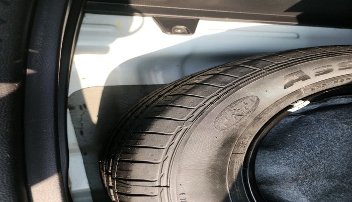 2022 KIA SELTOS HTK PLUS 1.5 IMT, Petrol, Manual, 53,660 km, tyre