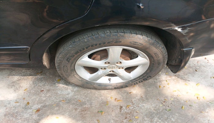 2009 Maruti SX4 ZXI, Petrol, Manual, 67,473 km, tyre