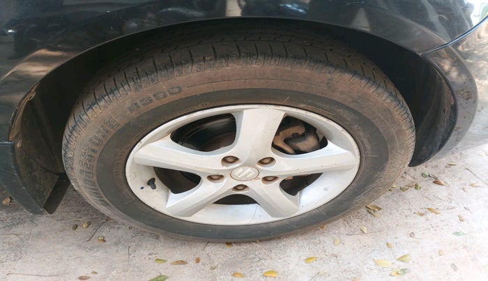 2009 Maruti SX4 ZXI, Petrol, Manual, 67,473 km, tyre