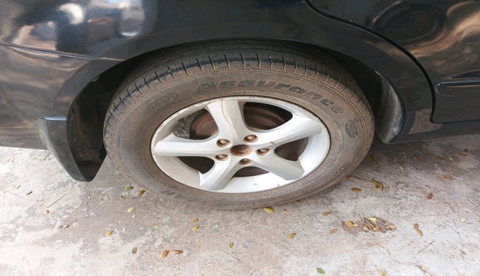 2009 Maruti SX4 ZXI, Petrol, Manual, 67,473 km, tyre