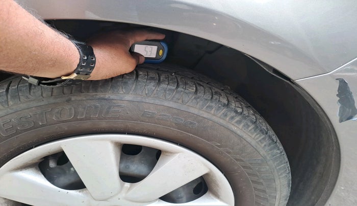 2013 Nissan Sunny XL CVT, Petrol, Automatic, 52,069 km, tyre