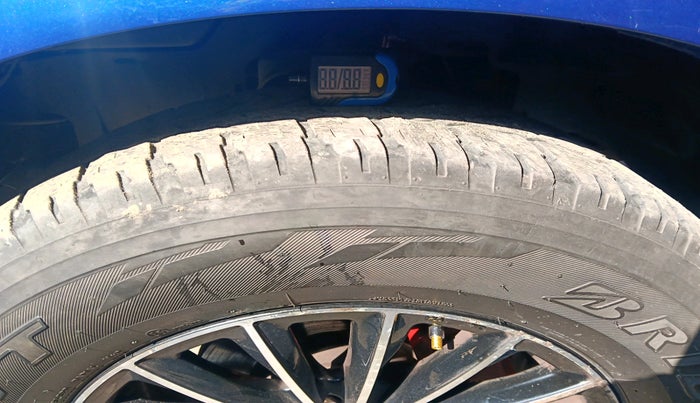 2016 Mahindra Scorpio S4, Diesel, Manual, 1,07,256 km, tyre