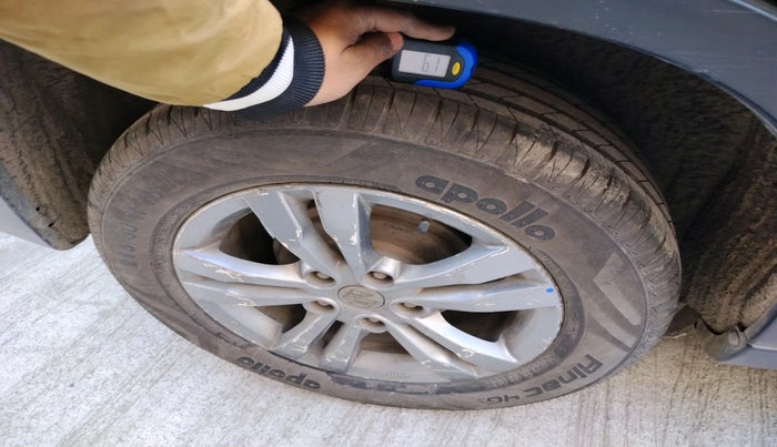 2017 Maruti Vitara Brezza ZDI PLUS, Diesel, Manual, 1,28,061 km, tyre