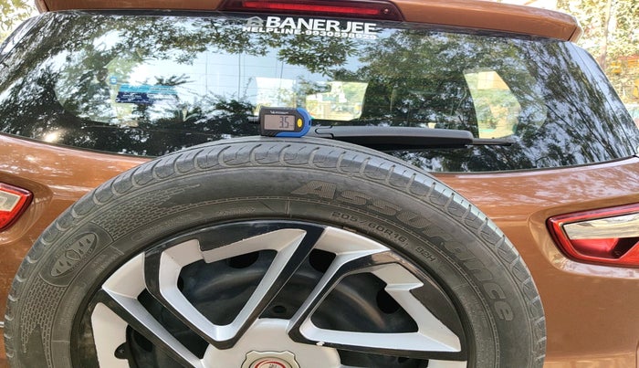 2020 Ford Ecosport TREND 1.5L PETROL, Petrol, Manual, 1,08,163 km, tyre