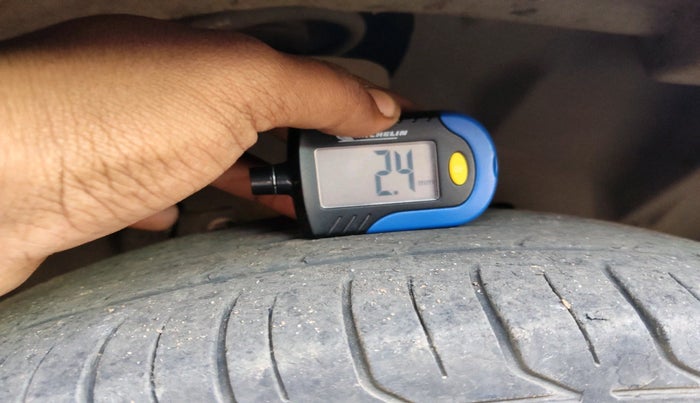 2020 Ford Ecosport TREND 1.5L PETROL, Petrol, Manual, 1,08,163 km, tyre